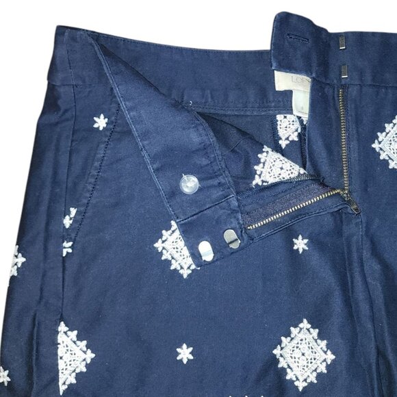 Ann Taylor Loft Outlet Shorts Womens Size 8 Blue White Embroidered with Pockets - Picture 3 of 6